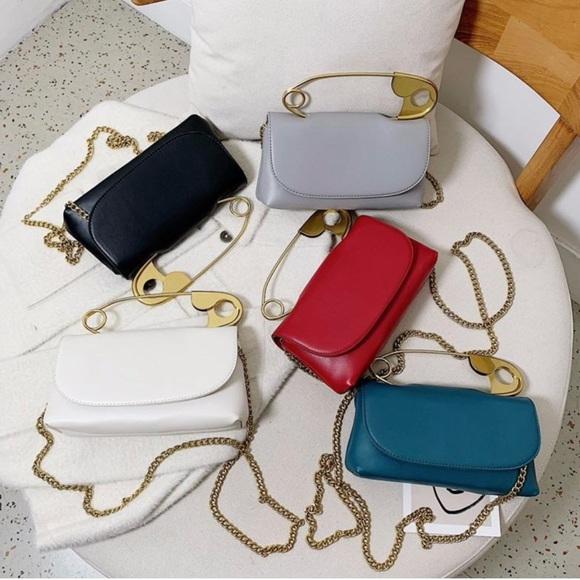 New!!! Safety Pin Clutch / Crossbody - Picture 1 of 6